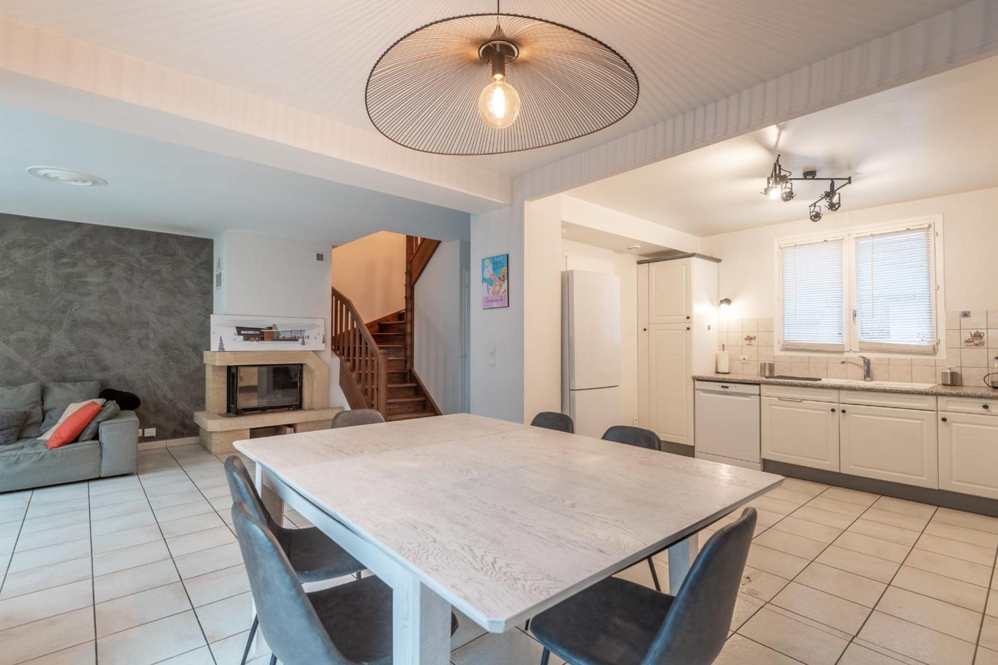 Вилла Alpiloc - Town House With Garden And Winter Lounge Анси Экстерьер фото